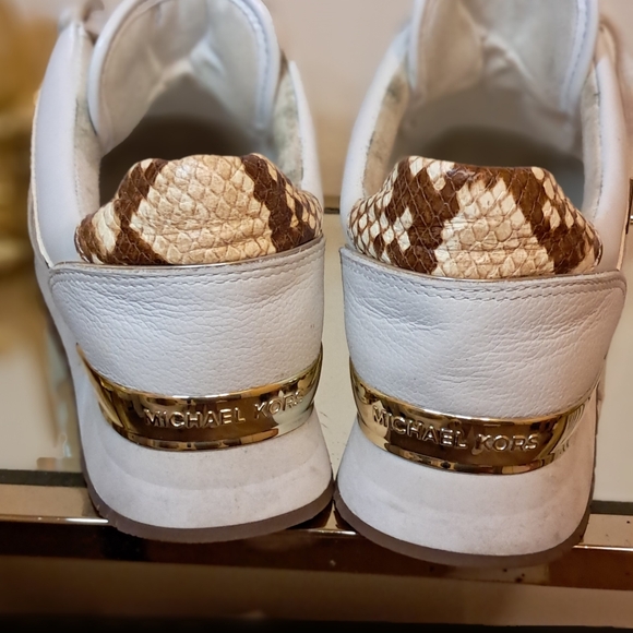 Michael Kors Sneakers - Picture 3 of 6